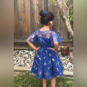 Beautiful Disney Cinderella Dress. Worn once for birthday party. High quality